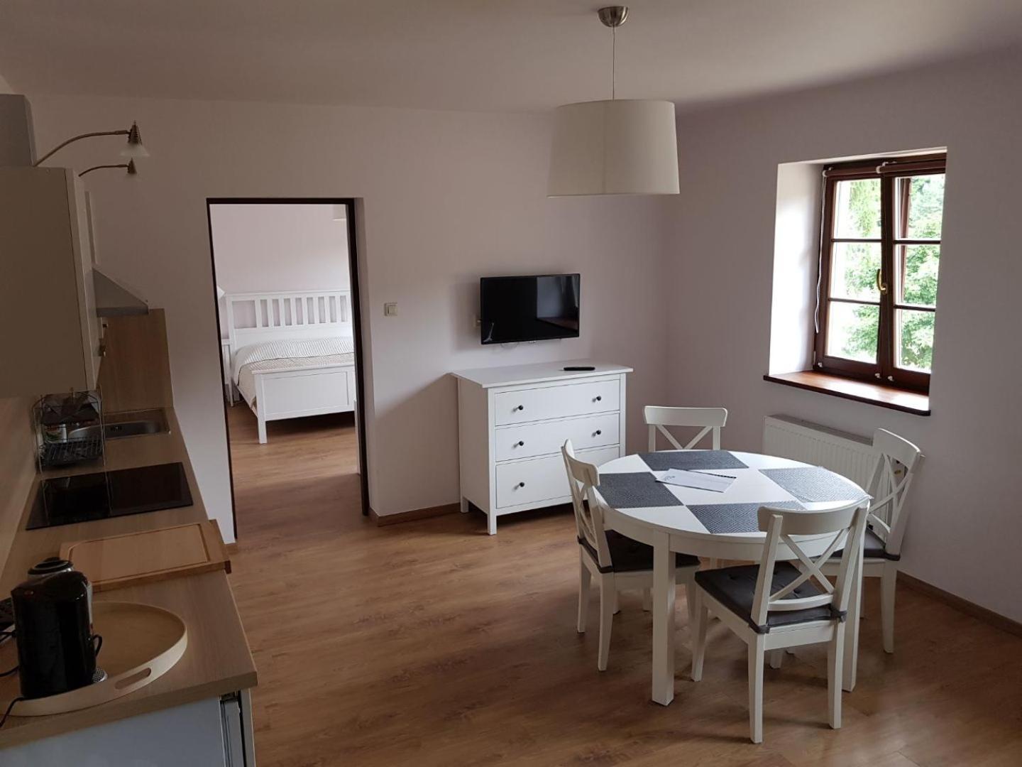 Gospodarstwo Nad Jeziorem Zalom  Exterior photo